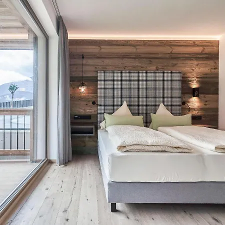 The Peak-9 By Interhome
