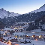 Mont Blanc By Interhome 솔덴